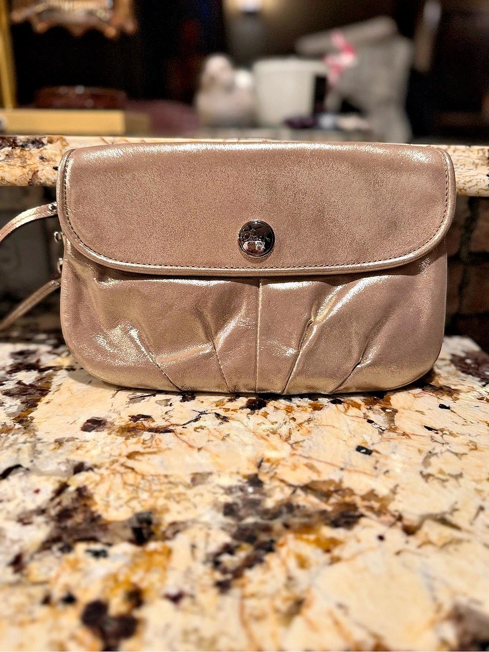 Coach EUC Gold Metallic Clutch Evening Bag Wristlet in Brown & Pink